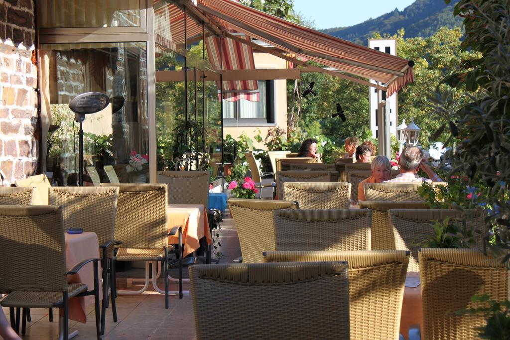 Moselromantik-Hotel Zum Loewen Ediger-Eller Zewnętrze zdjęcie