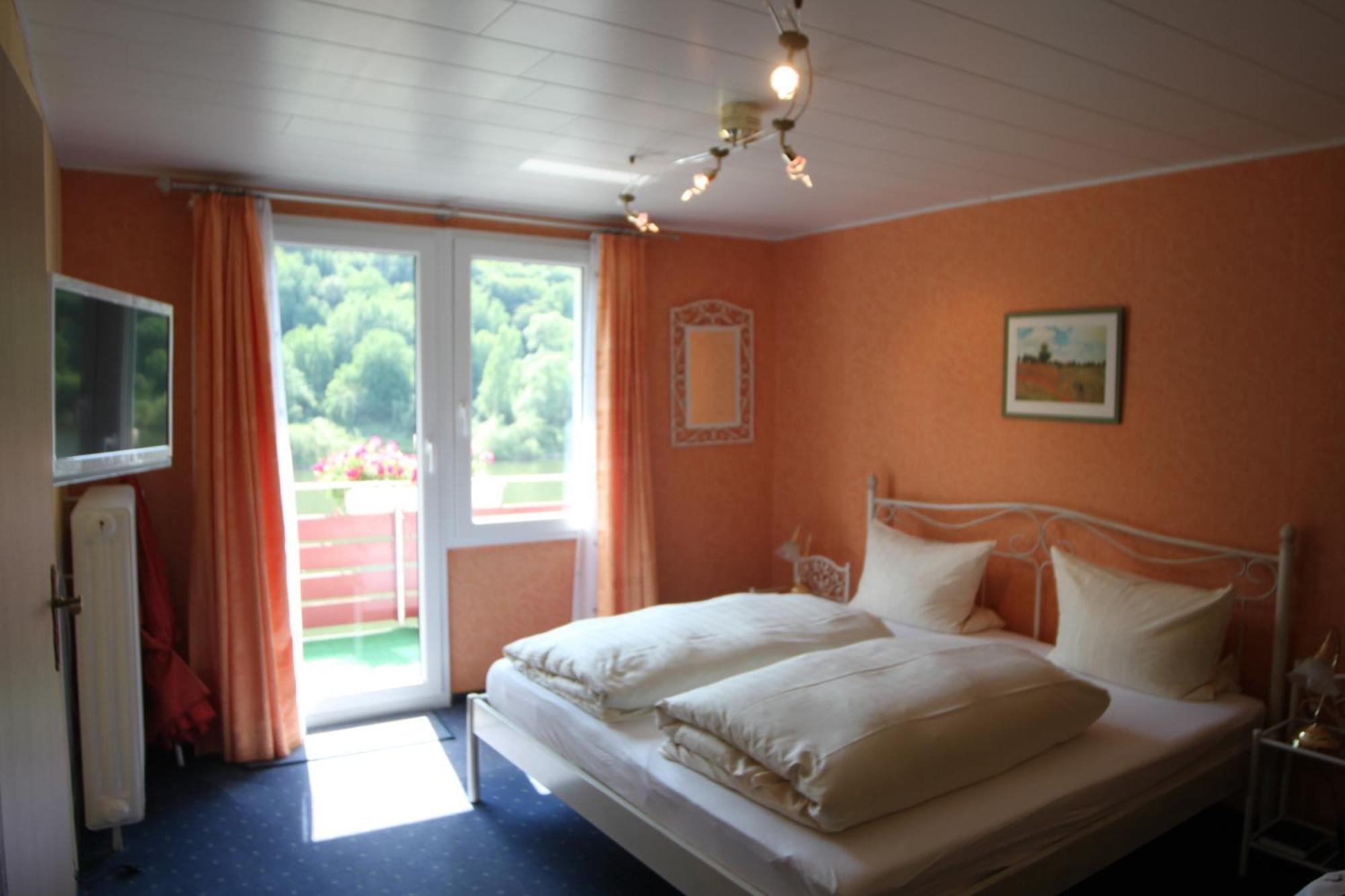 Moselromantik-Hotel Zum Loewen Ediger-Eller Pokój zdjęcie