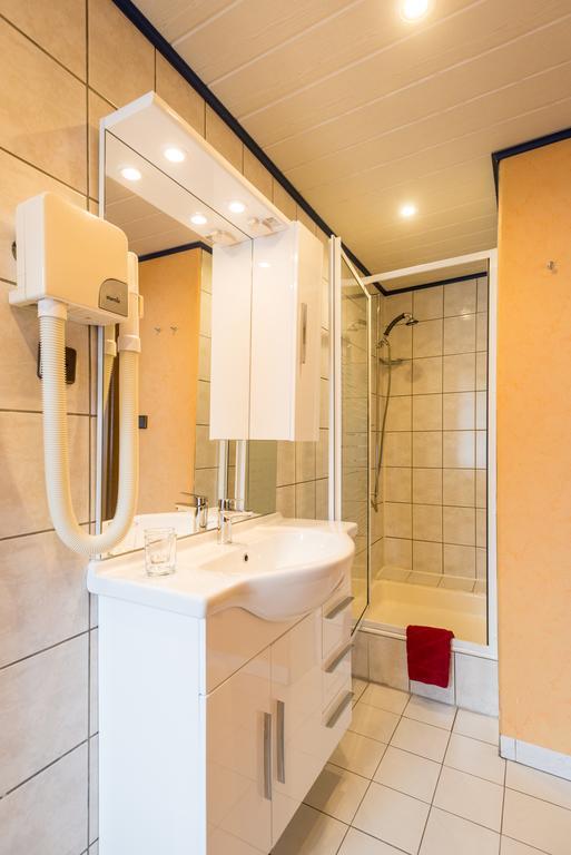 Moselromantik-Hotel Zum Loewen Ediger-Eller Zewnętrze zdjęcie