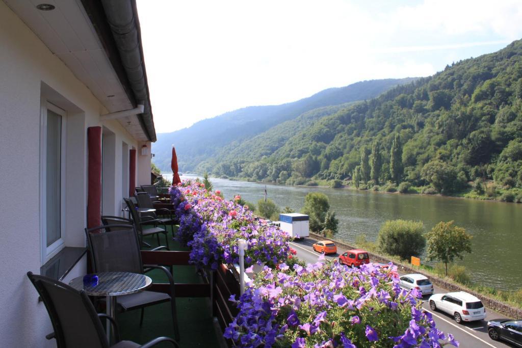 Moselromantik-Hotel Zum Loewen Ediger-Eller Pokój zdjęcie