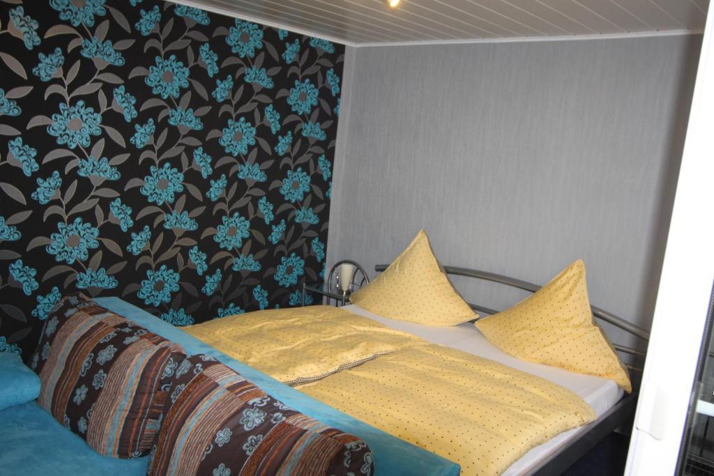 Moselromantik-Hotel Zum Loewen Ediger-Eller Pokój zdjęcie