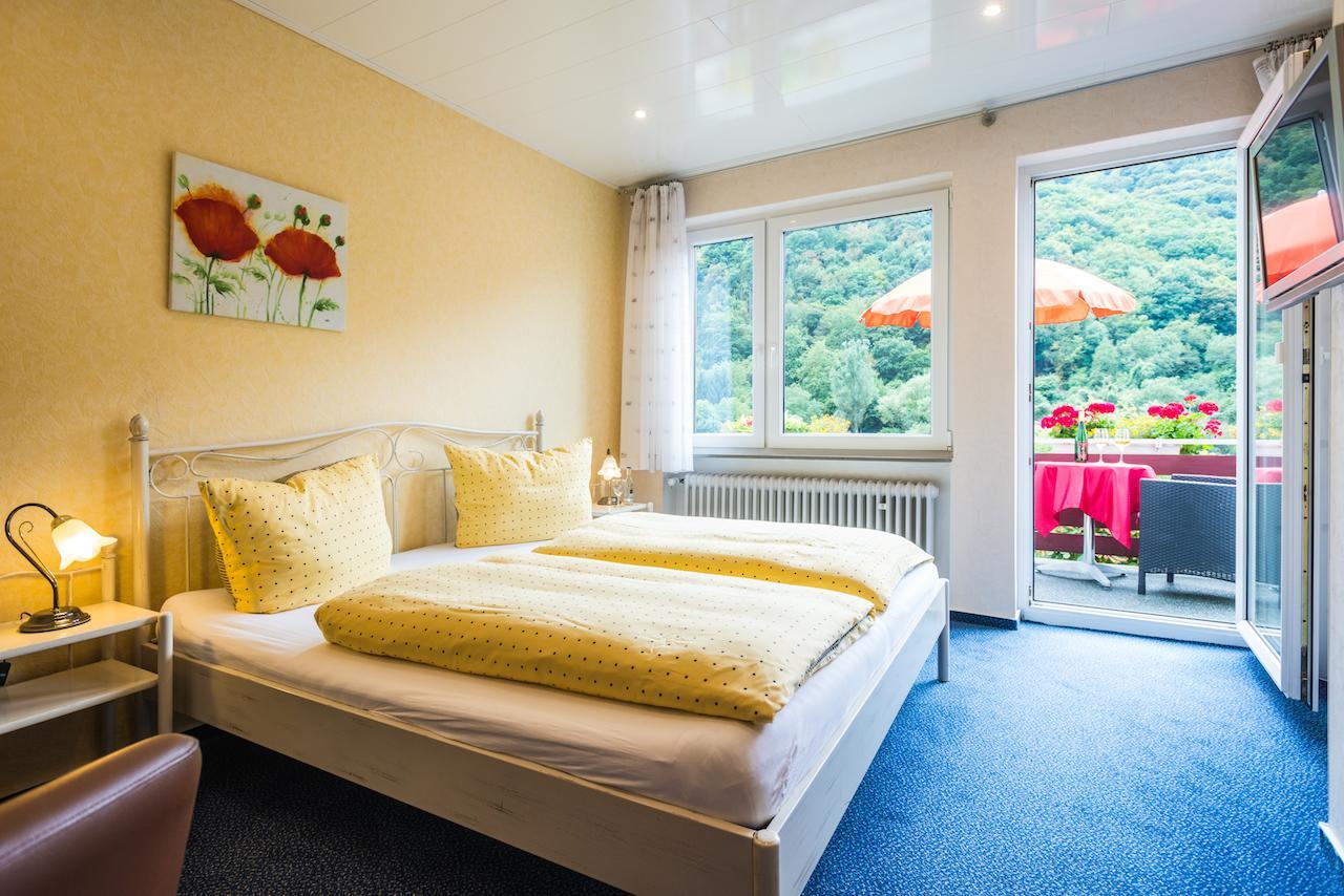 Moselromantik-Hotel Zum Loewen Ediger-Eller Zewnętrze zdjęcie