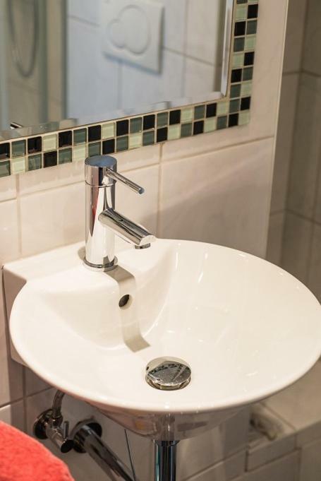 Moselromantik-Hotel Zum Loewen Ediger-Eller Zewnętrze zdjęcie
